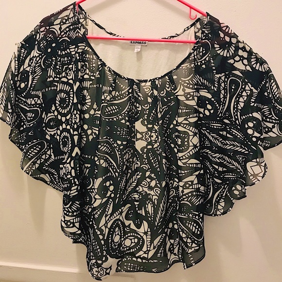 Black and white paisley patterned sheer top 🤍🖤🤍 - Picture 1 of 1